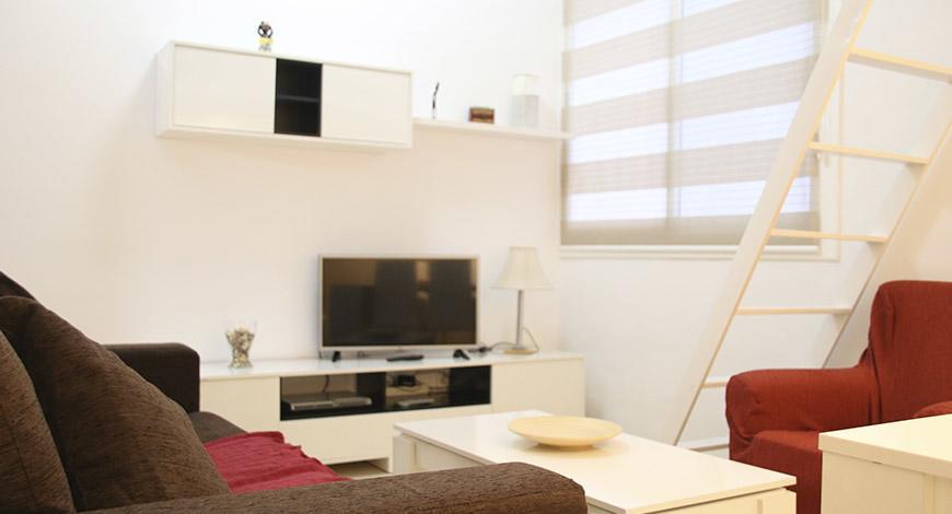 Apartaments Travessera-Parc Gueell Barcelona Exterior photo