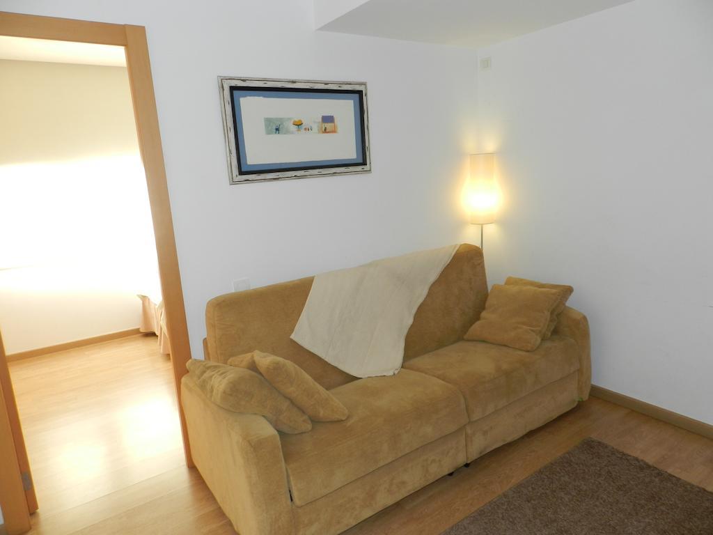 Apartaments Travessera-Parc Gueell Barcelona Exterior photo